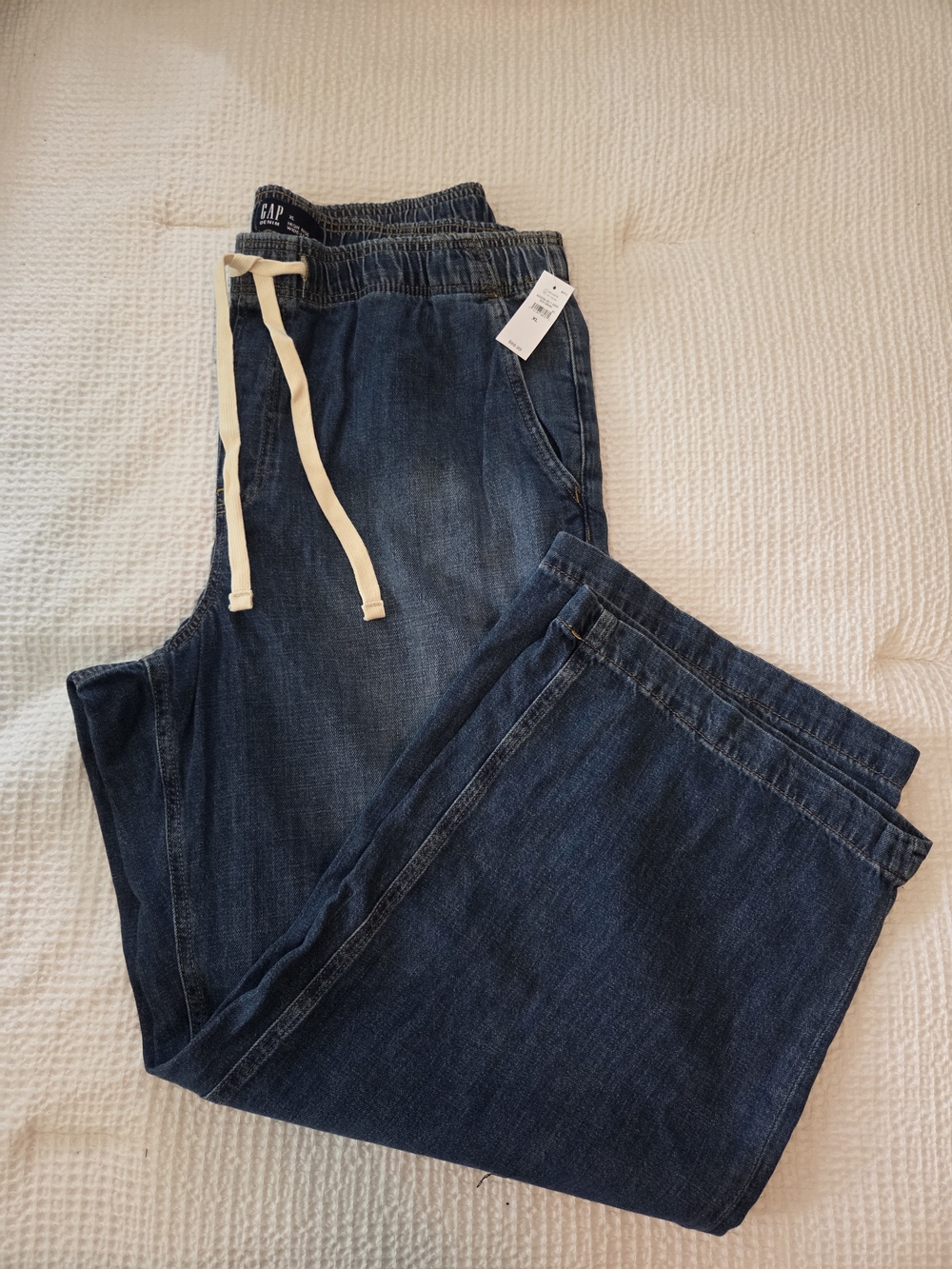 GAP Women's Highrise Wideleg Jeans NWT